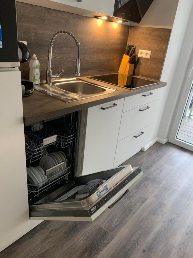 40 Qm Appartment Parkplatz, Balkon,Netflix, Prime Chemnitz Extérieur photo