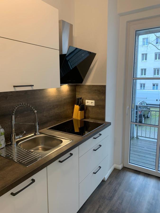 40 Qm Appartment Parkplatz, Balkon,Netflix, Prime Chemnitz Extérieur photo